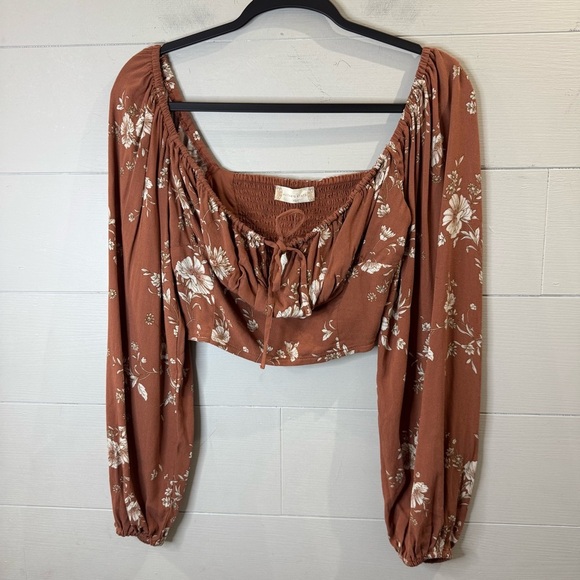 Altar'd State Tops - Altar'd State | NWT Floral Brown Women's Cropped Top Size XS
